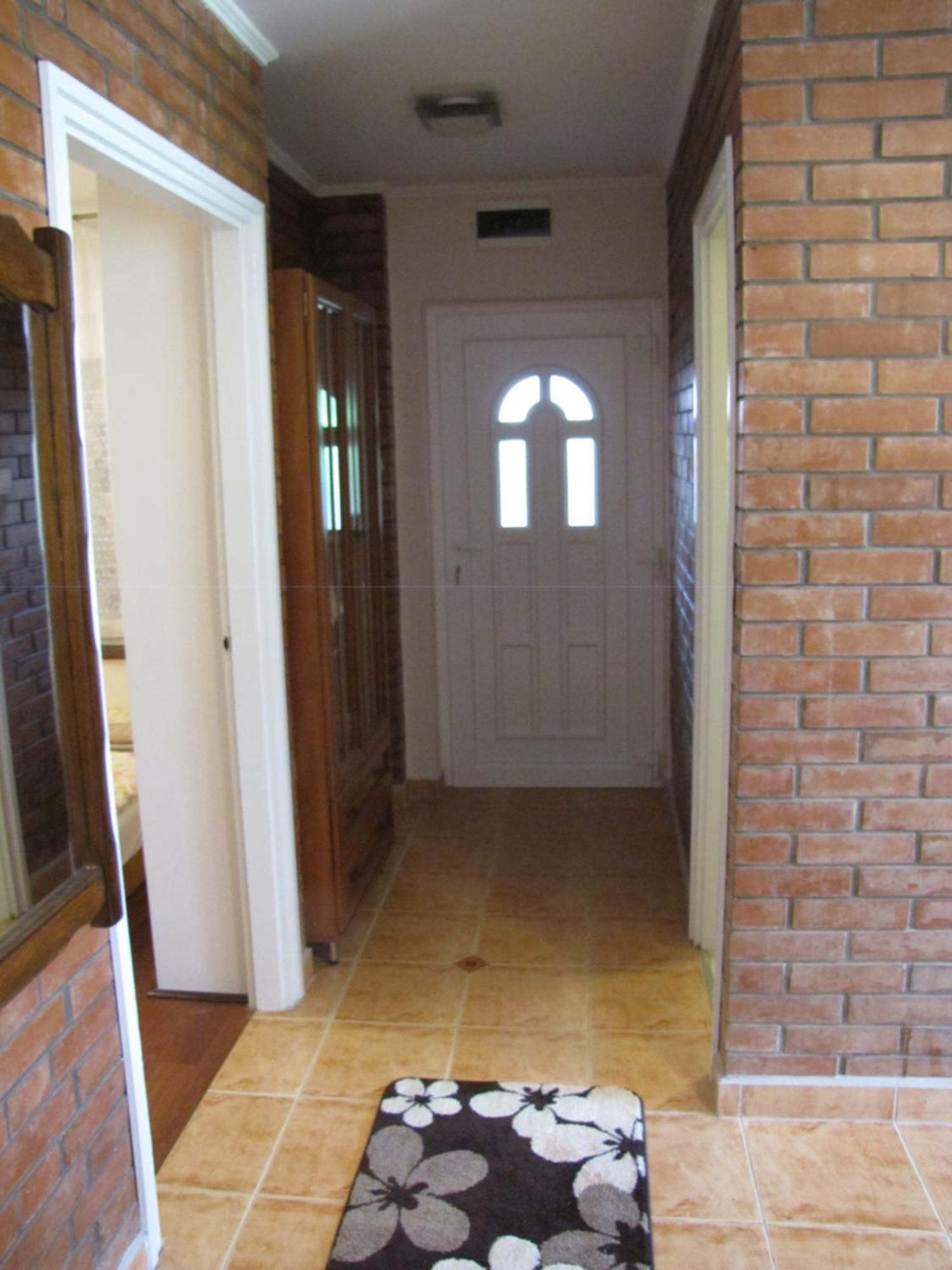 Gyoengyhaz Nyaralo Gyomaendrőd Exterior foto